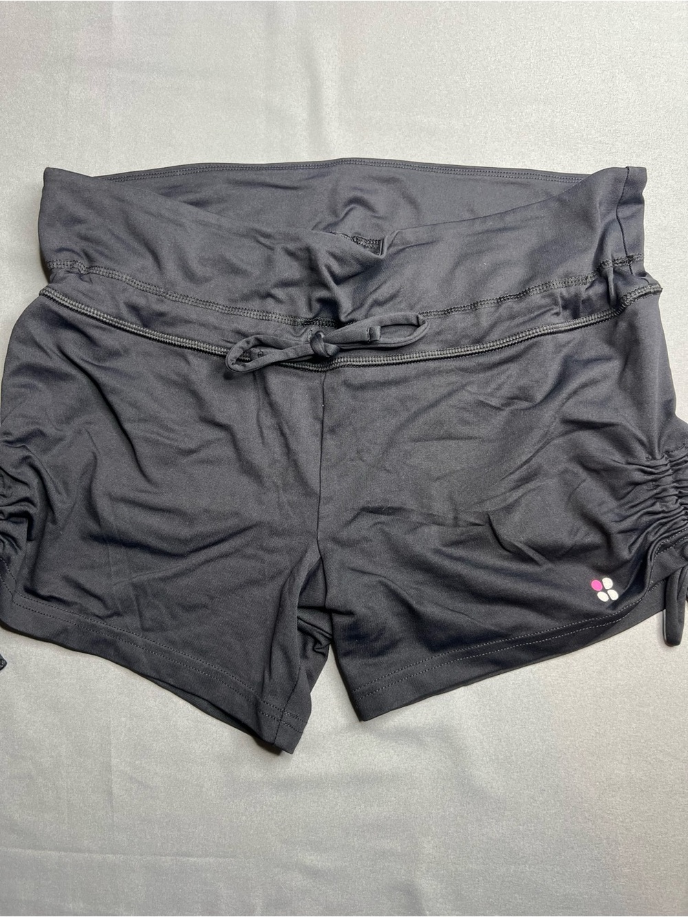 Sweaty Betty women’s black wide tie workout shorts size medium